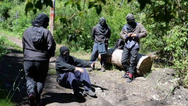 Integrantes de la lof Lafken Winkul Mapu que permanece en Villa Mascardi serán trasladados por la fuerza pública si no comparecen en el juzgado, advirtió la jueza de Bariloche. Archivo