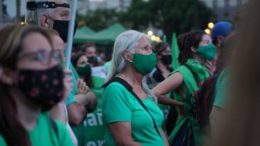 El viernes 18 es la fecha límite para que el plenario de comisiones emita dictamen en el Senado. (Gentileza).-