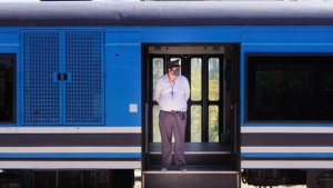 Después de 28 años un tren de pasajeros volvió a la estación de Plottier