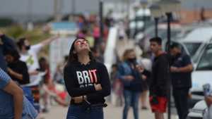 En  Las Grutas  el eclipse se vivió con profunda emoción