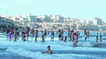 Imagen de Precios para ir de vacaciones a Las Grutas, Bariloche, San Martín y todos los destinos
