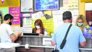 Efecto pandemia: más apostadores en loterías y juego clandestino