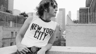 John Lennon, un músico que representó la rebeldía  su generación y supo deconstruirse.