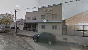 Ingresaron a la sede de la UTA en Neuquén y se llevaron dinero y un TV