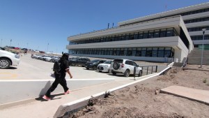 Municipales de Neuquén cerraron aumento, bono y una suma extraordinaria