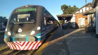 El Tren del Valle transportó en 2019, a 361 mil pasajeros.  Foto: Gentileza @chechealumine