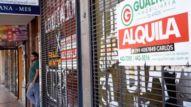 La actividad comercial tuvo una caída de casi el 18% en octubre en Neuquén. Foto: Florencia Salto.