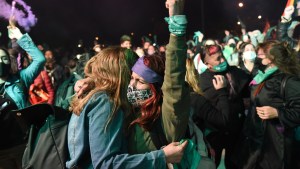 Es ley: la espera y los festejos de la marea verde en la región