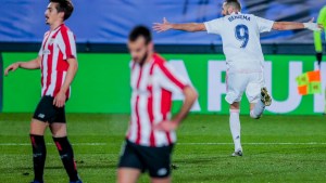 El Real Madrid se prende en la pelea por la Liga y el Barcelona lo quiere imitar