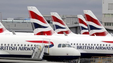 Llegó al país el último vuelo del Reino Unido. 