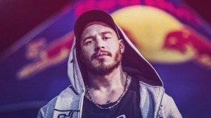 El Combate Freestyle llega hoy a la tevé por cable