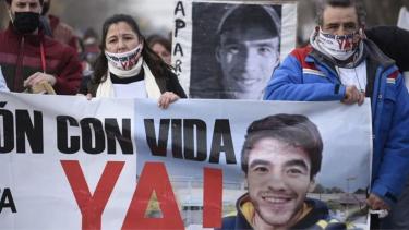 La madre de Facundo participó del allanamiento. 
