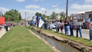 Video: trabajadores de La Reginense reclaman por despidos y sueldos