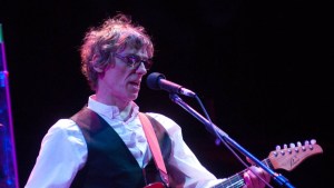 Canciones de Spinetta se fusionan con música de la India