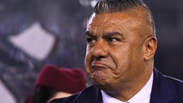 Claudio Tapia, presidente de AFA, está identificado con Barracas Central, donde están dos de sus hijos: uno dirigente y otro jugador. 