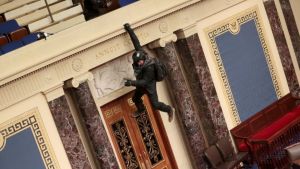 Las increíbles imágenes de la ocupación del Congreso de Estados Unidos