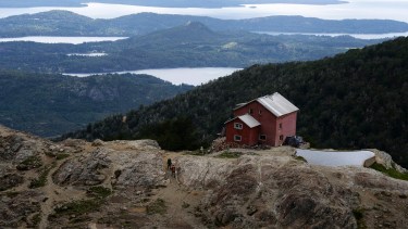 El refugio López, en Bariloche, es uno de los más accesibles en cuanto a costos de pernocte este verano. Foto: Archivo