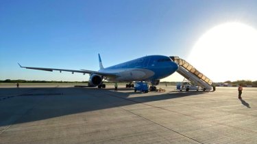 El avión que traerá las vacunas, aterrizó en Moscú al mediodía, hora de Argentina. (Gentileza).-
