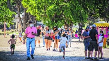 La zona lacustre neuquina fue la preferida para los visitantes en el inicio de la temporada. 