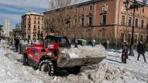 Madrid, paralizada tras la histórica nevada