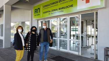 Esta semana, Carla Vizzotti, del Ministerio de Salud de Nación, se reunió con referentes del hospital Ramón Carrillo en Bariloche. Foto: Gentileza