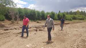 Gutiérrez recorrió  Barrancas, la zona afectada por el temporal