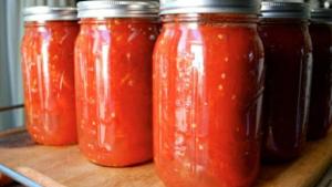 Salsa de tomate en conserva y cómo hacerla sin tanta vuelta