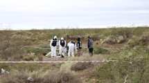 Imagen de Investigan femicidio en Allen: había dos balas en el cuerpo de la mujer que apareció  en la barda
