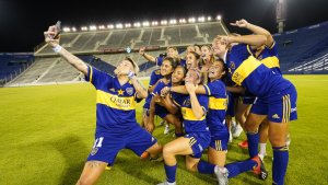 Con Mayorga en cancha, Boca goleó a River y es el primer campeón profesional