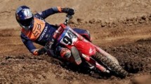 Imagen de El supercross de verano larga en el coliseo neuquino