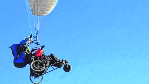 Hacían parapente y cayeron: un muerto y un herido en Mendoza