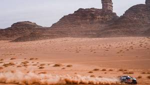 Al-Attiyah superó a Peterhansel, pero no le alcanzó