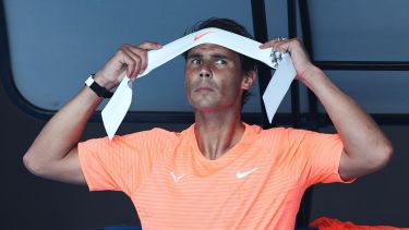 Nadal quedó afuera del Abierto de Australia ante Tsitsipas