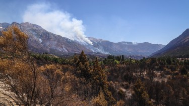 Miles de hectáreas fueron afectadas en la zona de Cuesta del Ternero, en El Bolsón. Foto: Gentileza Gobierno Río Negro
