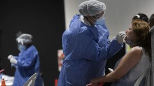 Coronavirus: murieron otras 19 personas y se detectaron 3168 nuevos casos en el país