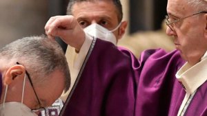 Con el miércoles de ceniza empieza la cuaresma: 10 claves y el mensaje del papa