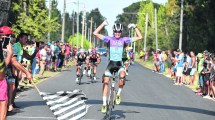 Imagen de Ciclismo: Marcos Lobosco festejó en Río Colorado