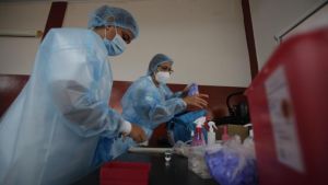 Coronavirus: murieron otras 145 personas y se detectaron 8234 nuevos casos en el país