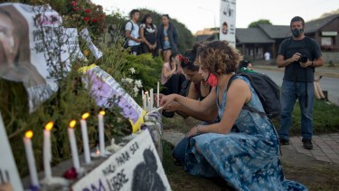 Villa La Angostura volvió a marchar por el femicidio de Guadalupe Curual