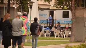 Cómo funcionarán los centros de hisopados de coronavirus este fin de semana largo en Neuquén