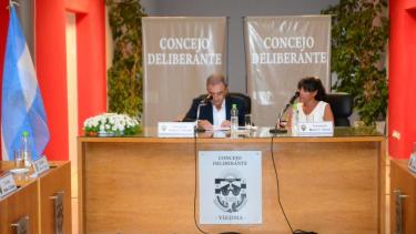 Pesatti abre las sesiones ordinarias del Concejo Deliberante.  Foto Gentileza 