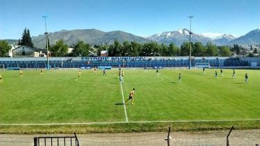 Por ahora solo hay gestiones para el regreso del público a las canchas.