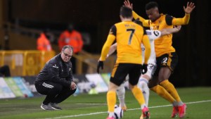 El Leeds de Bielsa no ligó y perdió con Wolverhampton