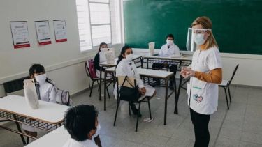 La mayoría de las provincia aplicará un sistema dual, entre presencialidad y virtual, para retornar a las escuelas. (Archivo).-