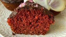 Imagen de Muffins red velvet con remolacha