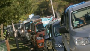 En Viedma hubo caravana en contra del gobierno nacional