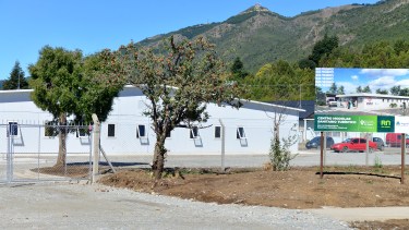 La estructura edilicia está lista en Bariloche, pero el equipamiento aún no llegó. Replantean su utilización. Foto: archivo
