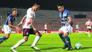 River va a Mendoza y Vélez recibe a Independiente en duelo de punteros: hora, tevé y formaciones