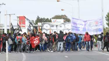 Organizaciones sociales volverán a protestar en la ruta. Foto: Florencia Salto
