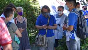 El plenario de docentes de Neuquén decidió extender el paro